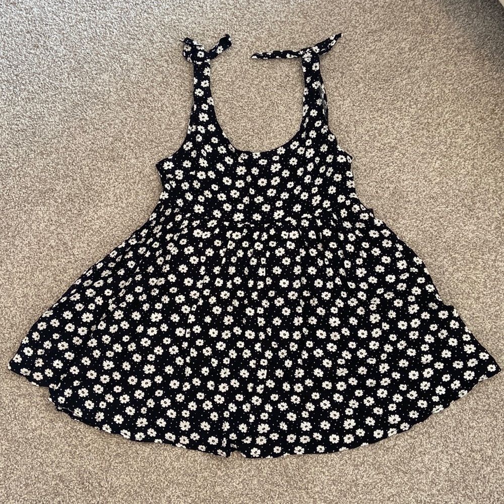forever 21 black and white babydoll dress